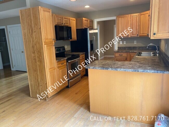 Building Photo - 226 Old Haw Creek Road