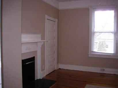 Building Photo - Olde Shandon duplex near campus