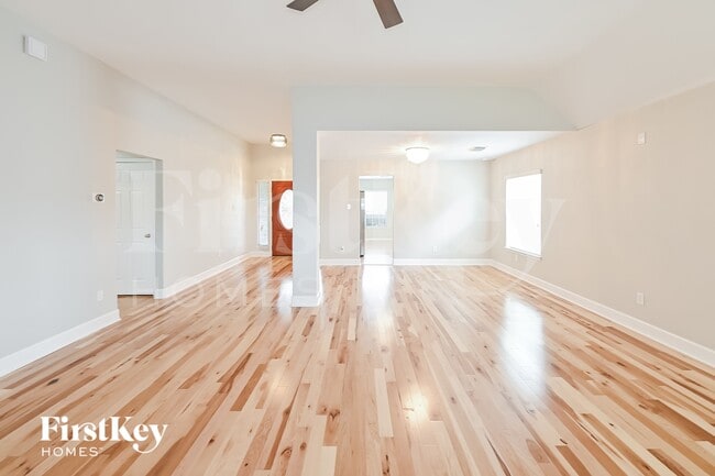 Building Photo - 10364 Stone Gate Dr