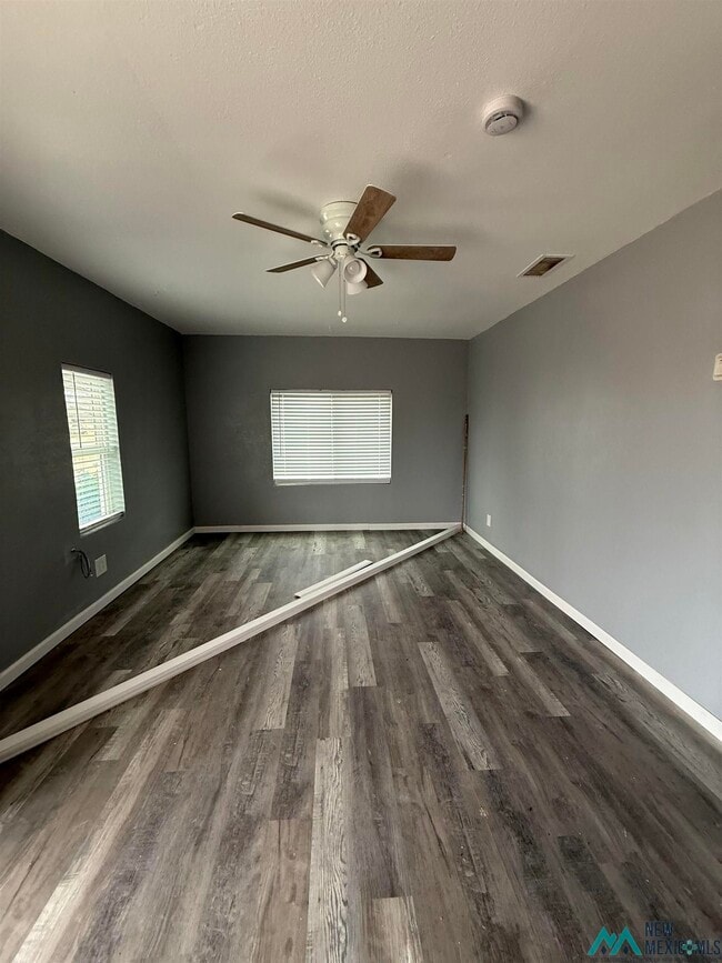 Building Photo - 1601 N Ohio Ave