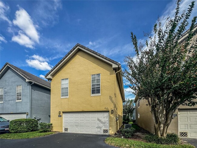 Building Photo - 4005 Foxtail Palm Ct