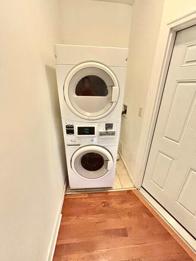 Foto del edificio - 1025 Mount Vernon St