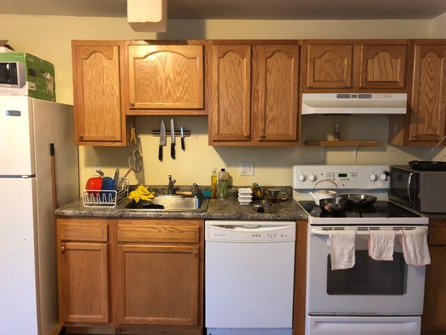 Primary Photo - 145 Transit St