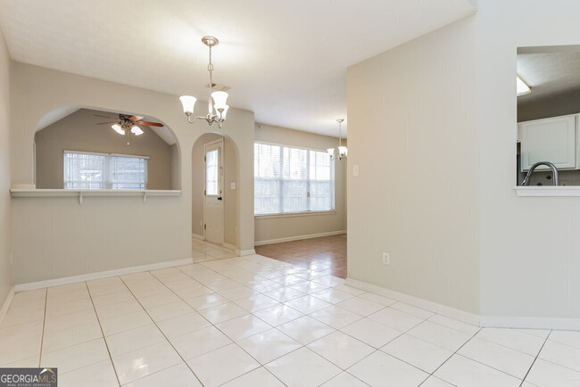 Foto del edificio - 132 Stoney Brook Way
