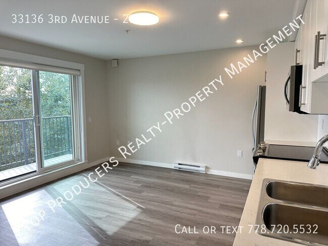 Photo du bâtiment - 2 Bedroom South Facing Apartment