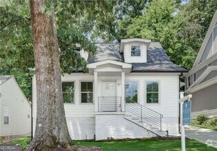 Building Photo - 253 Lamon Ave SE