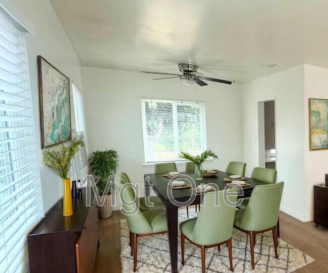 Foto del edificio - 12821 16th St