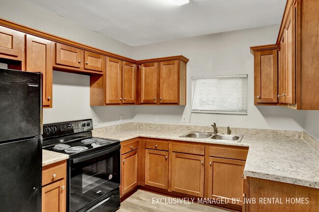 Foto del edificio - 1265 W 31st St