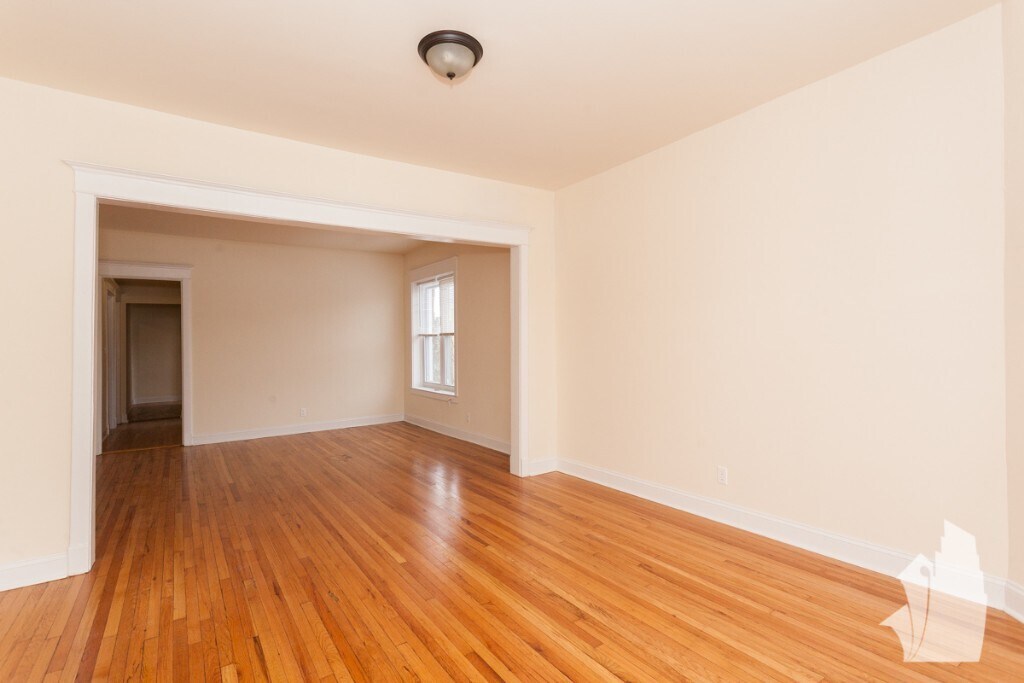 Primary Photo - 1454 N Kedzie Ave