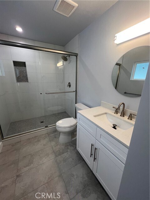 Building Photo - 7509 Irwingrove Dr
