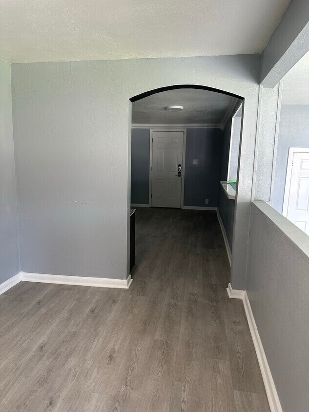 Building Photo - 5636 Kennedy Hills Dr