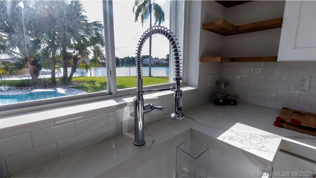 Building Photo - 7570 SW 158th Ct