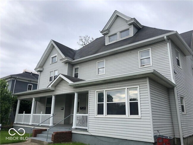 Building Photo - 424 N Lebanon St