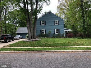 Building Photo - 20 Oakley Ct