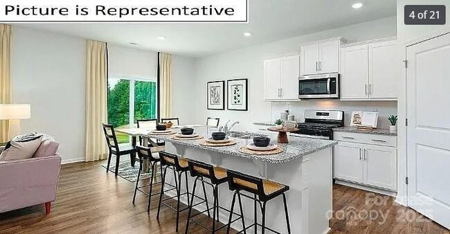 Foto del edificio - 1365 Secrest Cmns Dr