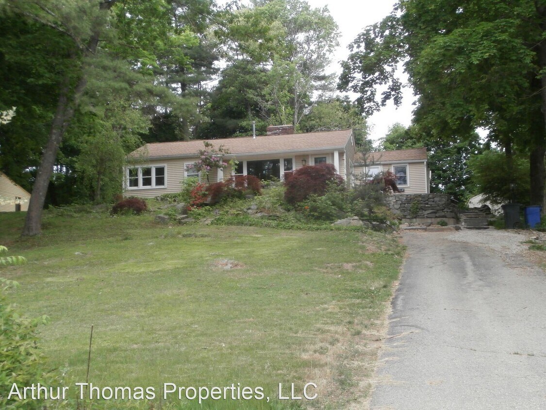 Primary Photo - 3 br, 2 bath House - 14 Garden Lane
