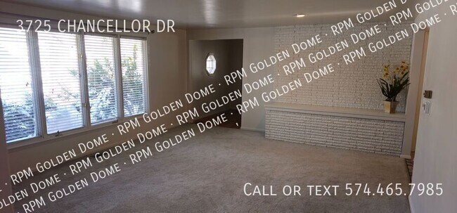 Foto del edificio - 3725 Chancellor Dr