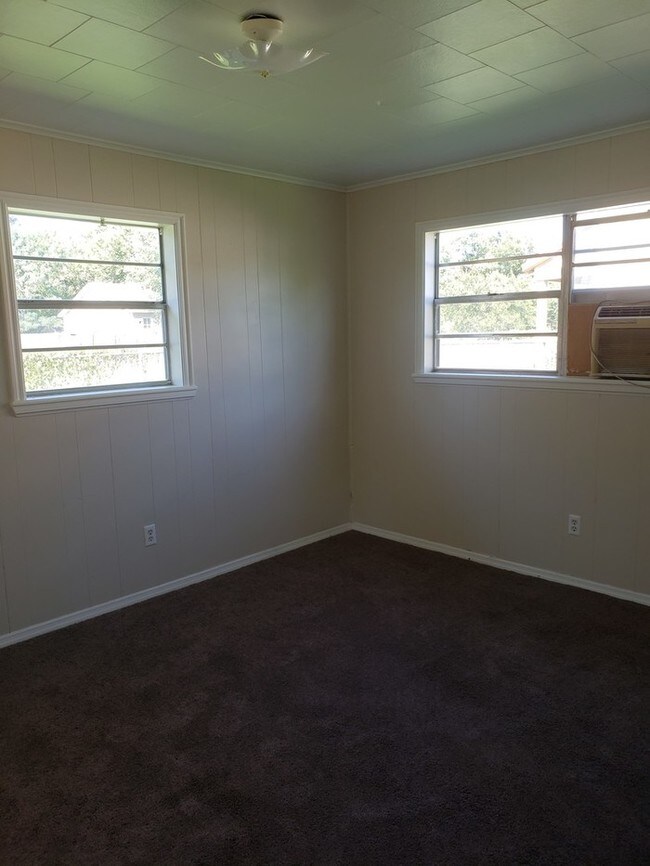 Nestled in the heart of Shawnee! - Alquileres en Shawnee, OK