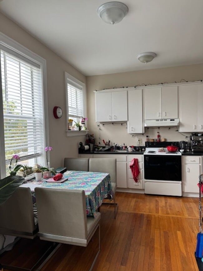 Photo - The Ritz Apartment