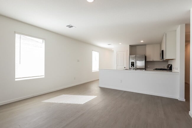 Foto del edificio - 1818 Musk Rose