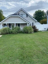 Building Photo - 26 Lawson Ave