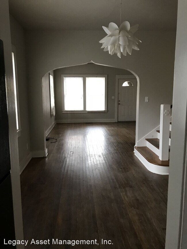 Foto del edificio - 616 W Lafayette St