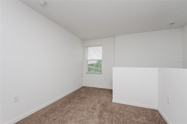 Building Photo - 126 Hidden Lk Lp