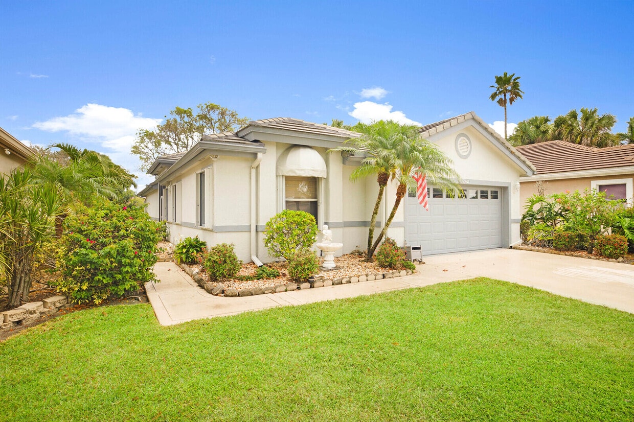 Primary Photo - 6262 Breckenridge Cir