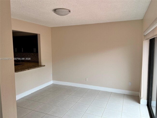 Building Photo - 6251 SW 116th Pl