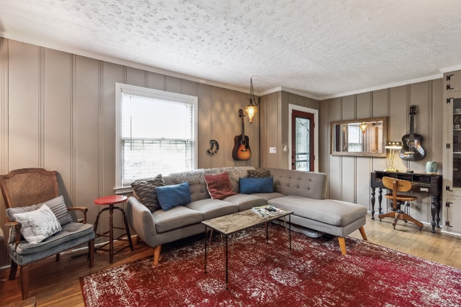 Foto del edificio - 2808 McCampbell Ave