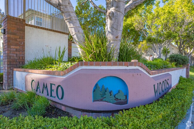 3648 Kalsman Dr de los Ángeles, CA, 90016-4404 - Cameo Woods