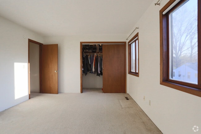 Interior Photo - Schilling Property Management
