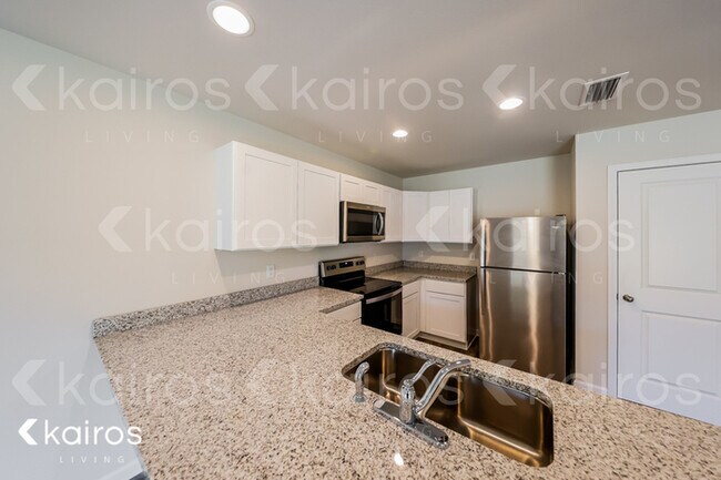 Foto del edificio - 157 Cora Rd.