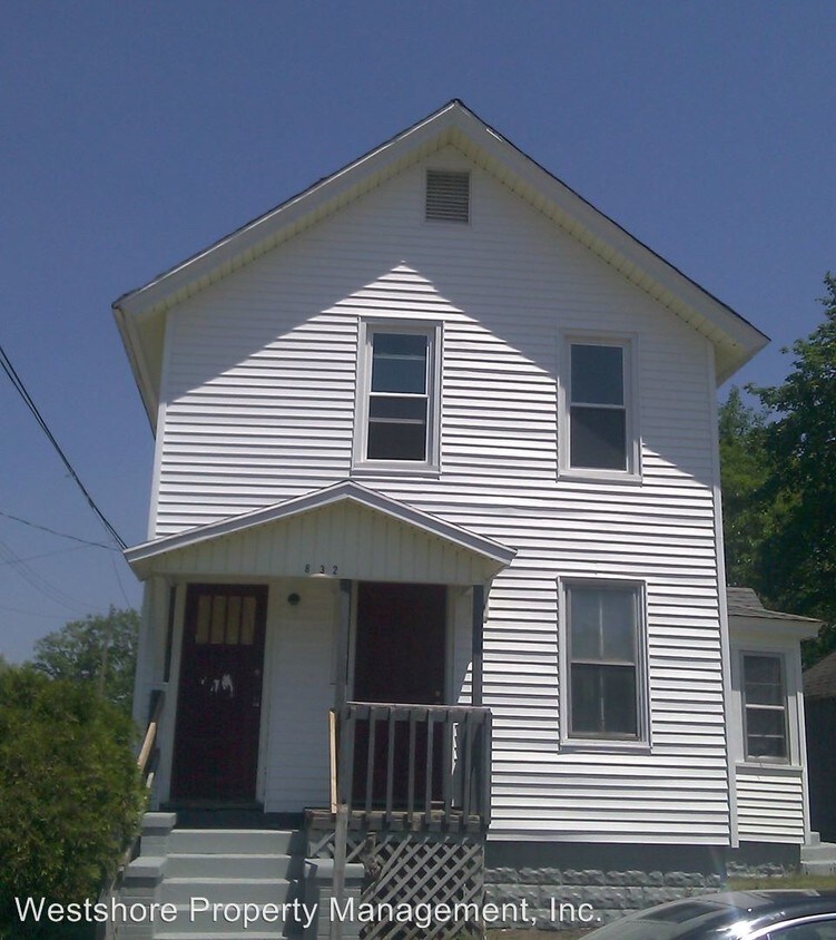 Primary Photo - 832 Murphy St