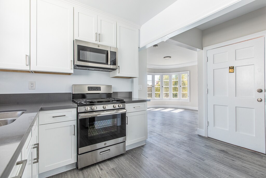 Foto principal - 3811 1/4 W Adams Blvd-