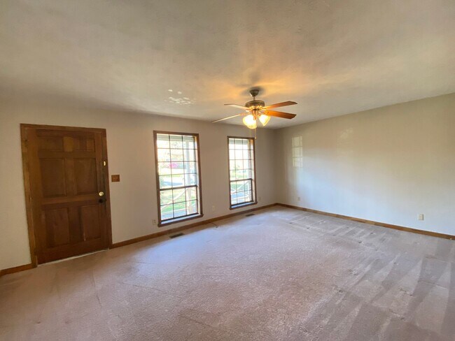 Foto del edificio - 6414 Permita Court