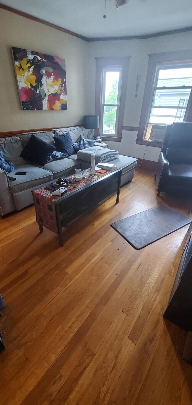 Foto del edificio - 316 N Harvard St