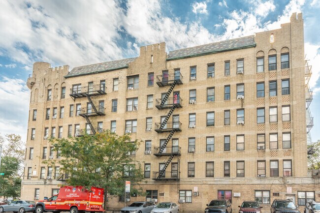 Foto del edificio - The Theda Garden