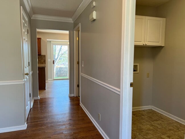 Photo - Well-Located 4 Bedroom with Versatile Living Space!! House