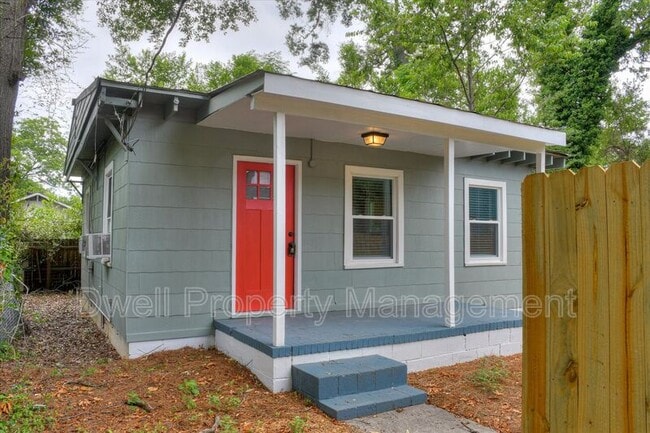 Building Photo - 1008 1/2 Merry Street