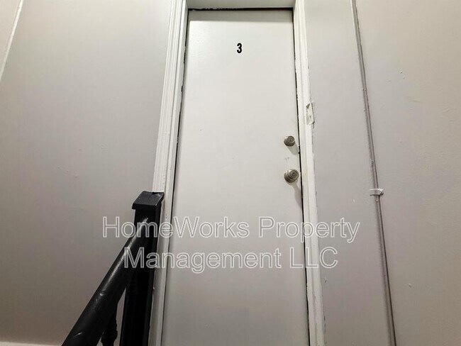 Foto del edificio - 1824 St Paul St