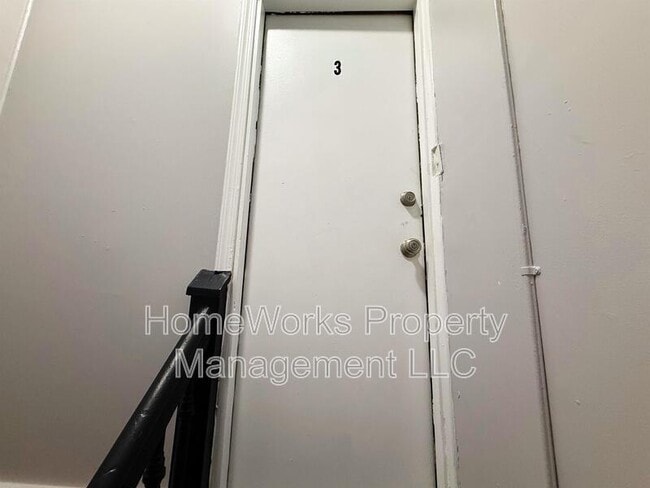 Building Photo - 1824 St Paul St