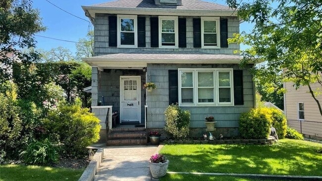 Building Photo - 20 Hillside Ave