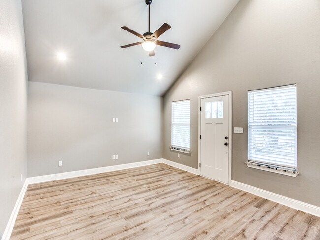 Open Concept Living/ Dining/ High Ceilings with decorative Beam - 1823 Hidden Valley Rd