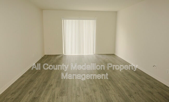 Building Photo - 2511 Hightower Ave S