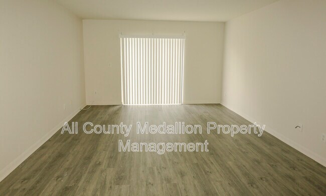 Foto del edificio - 2511 Hightower Ave S