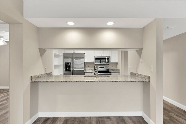 Building Photo - 22 Plantation Dr