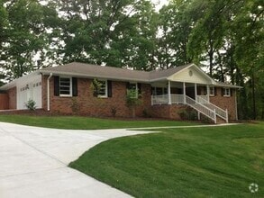 Building Photo - 3015 Wilson Rd