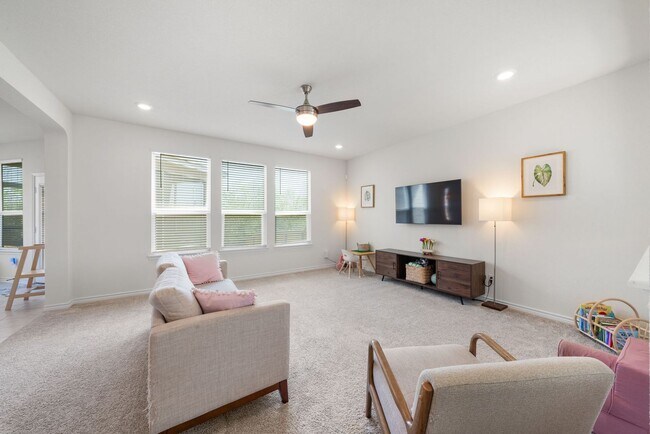 Building Photo - Stunning Two-Story Home on Far West Side