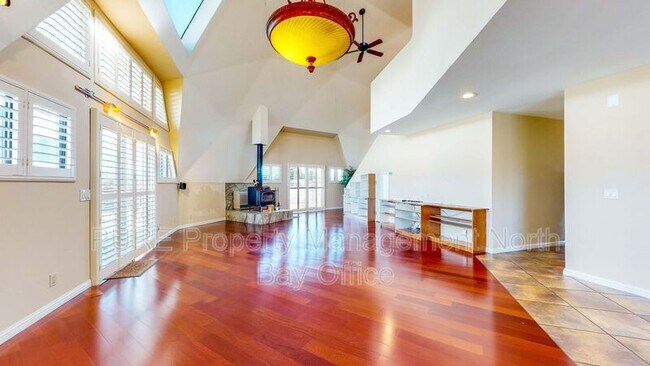 Foto del edificio - 2615 Alton Ln